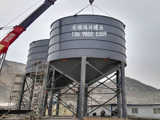 500噸水泥罐現(xiàn)場
