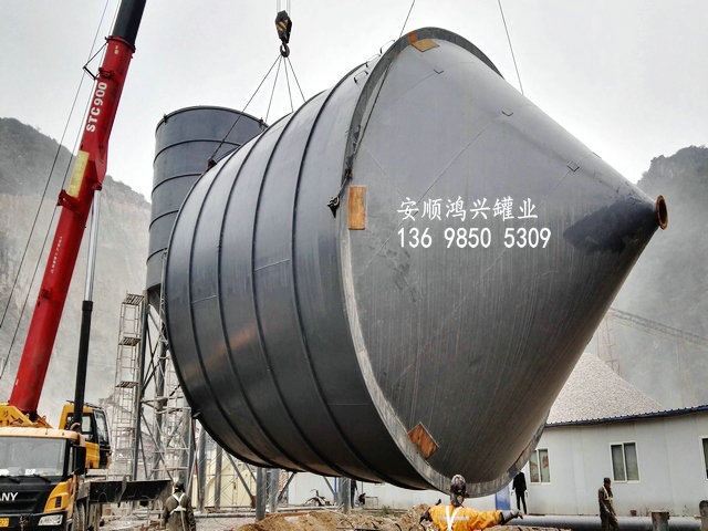 500噸水泥罐現(xiàn)場